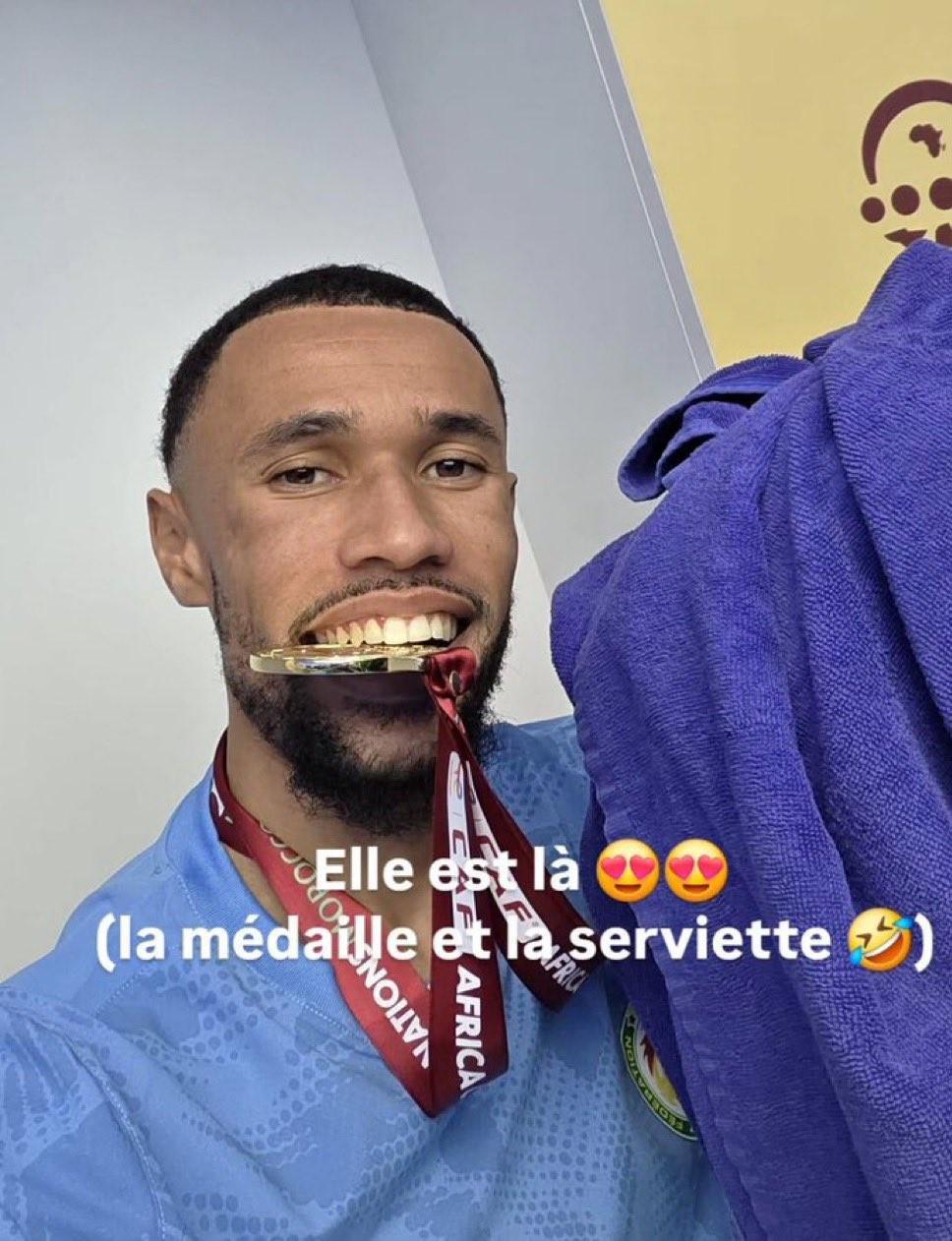 AG体育-塞内加尔总理接见球队时打趣替补门将：你毛巾呢？