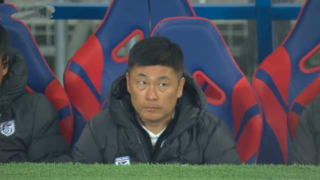 AG体育官方入口-大连主场拒3连败，李昂有望火险复出 两翼别压上 把球交给斯坦丘
